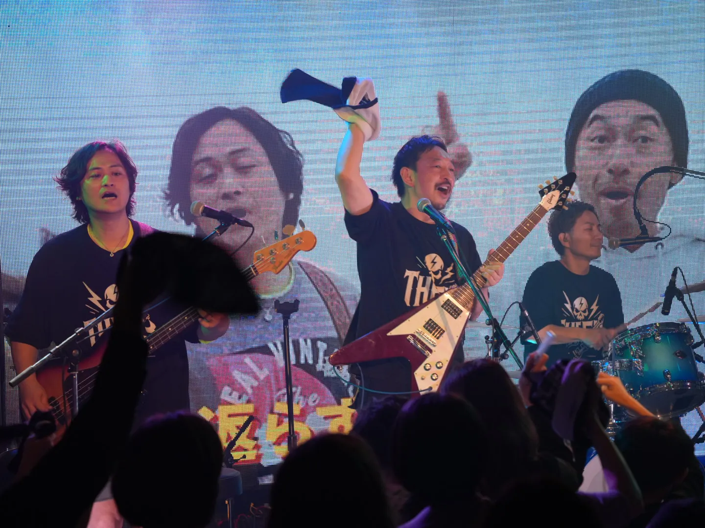 THE53のライブ風景
